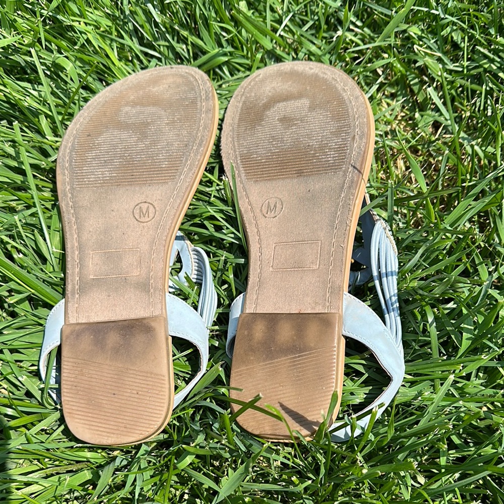 SO Sparkle Sandals - Picture 2 of 8